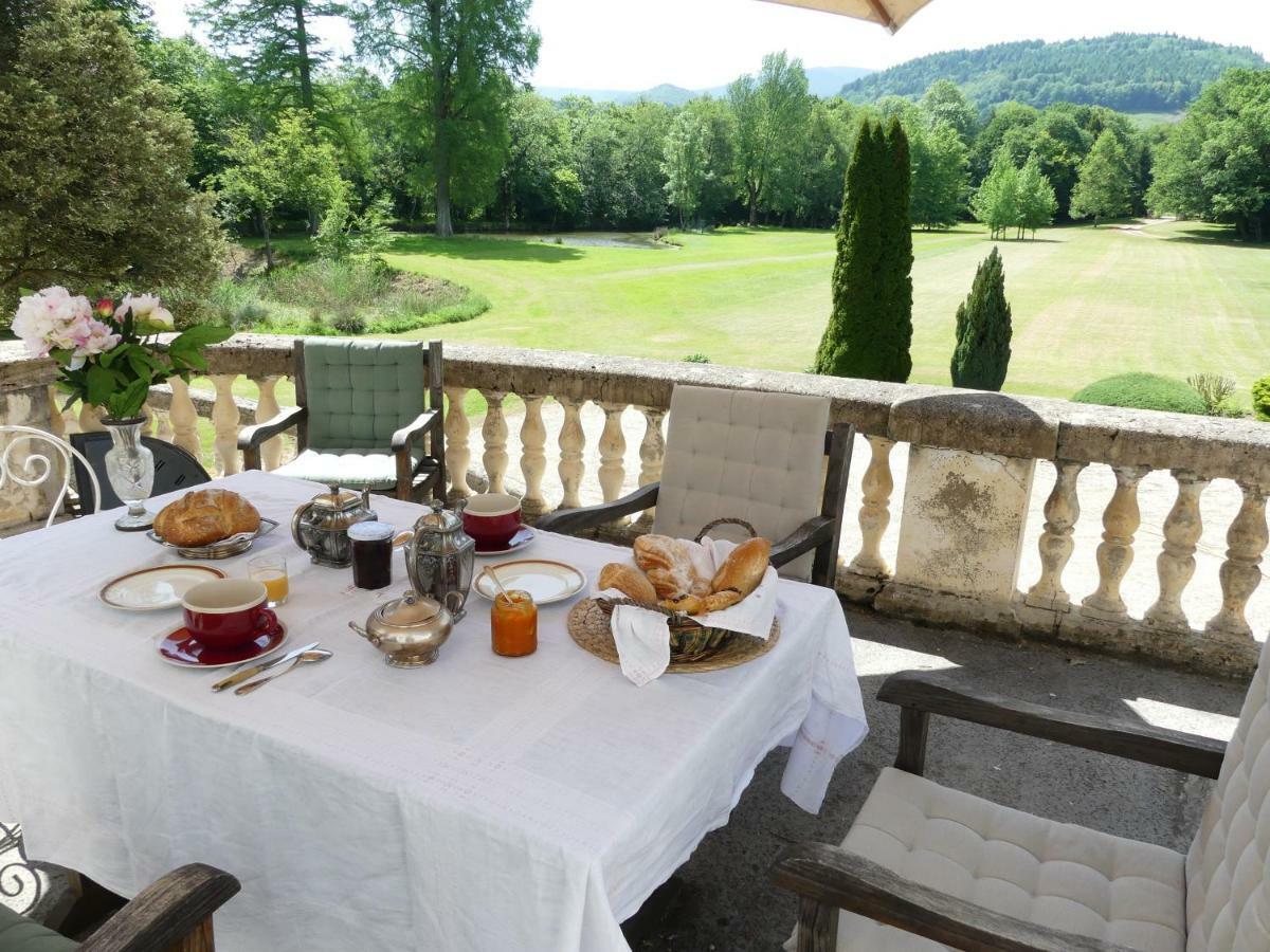 Chateau Du Val Larbont Acomodação com café da manhã La Bastide-de-Sérou Exterior foto